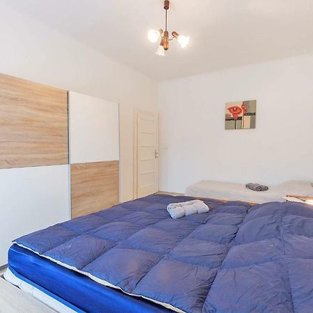Apartment Nicol พูลา ภายนอก รูปภาพ